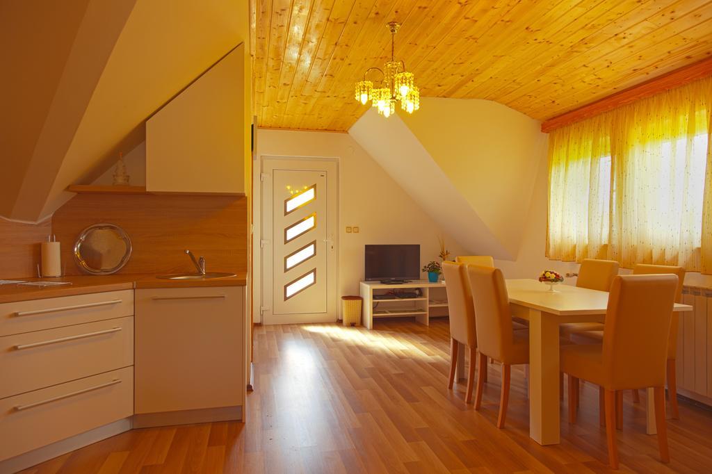 Apartment Ivan Smoljanac Rom bilde